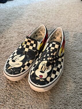 Vans Disney